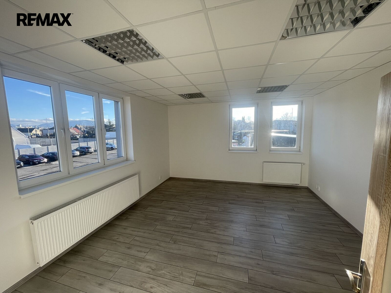 Pronájem kanceláře 21 m² — photo 4