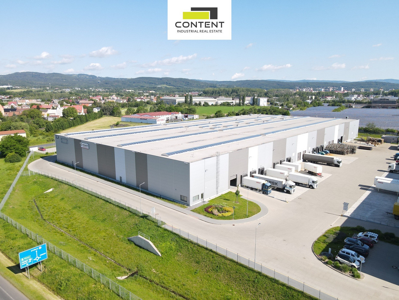 Pronájem výrobních prostor 6 449 m² – fotografie 3