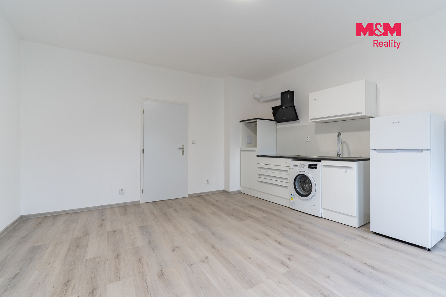 Pronájem bytu 2+kk 55 m² – fotografie 3