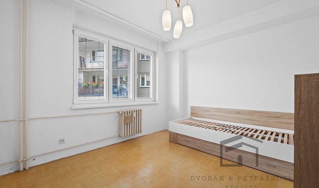 Prodej bytu 2+1 55 m², Praha – náhled fotky 7