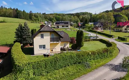 Prodej domu 110 m² s pozemkem 869 m², Semily - Bítouchov