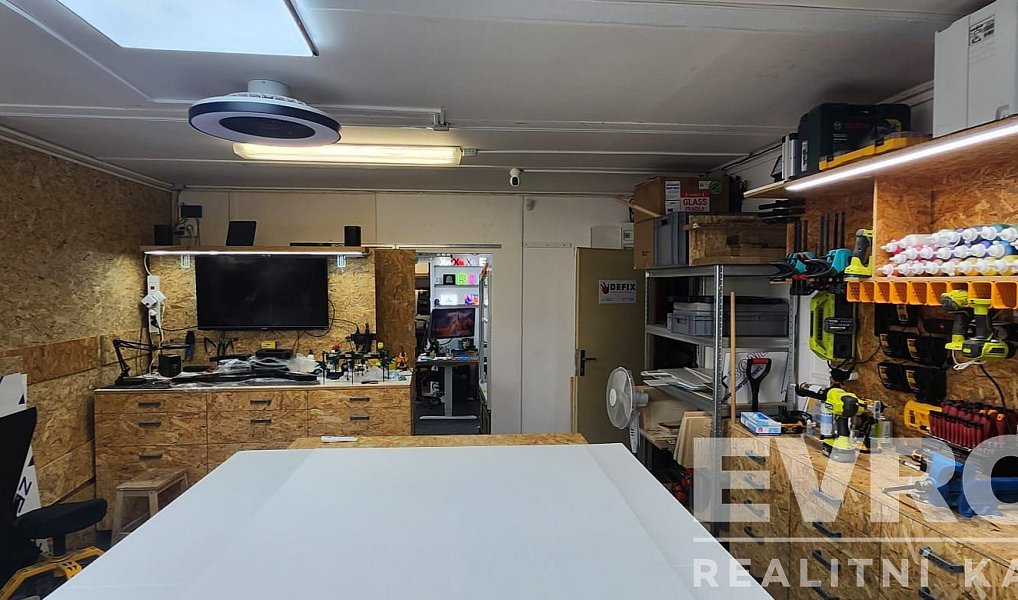 Pronájem výrobních prostor 73 m², Praha – náhled fotky 10