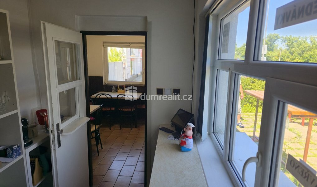 Prodej restaurace 92 m², Kolín – náhled fotky 4