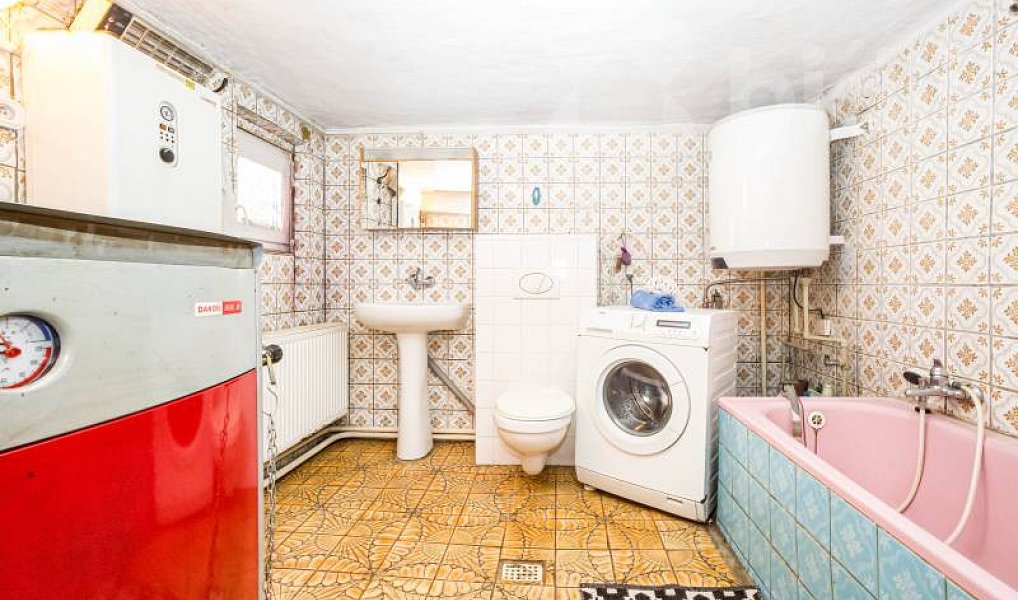 Prodej domu 170 m² s pozemkem 2 013 m², Plasy – náhled fotky 8