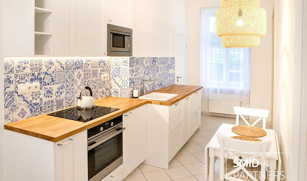 Prodej bytu atypického 70 m², Praha – náhled fotky 2