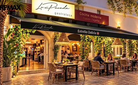 Prodej restaurace 400 m², Los Cristianos, Španělsko