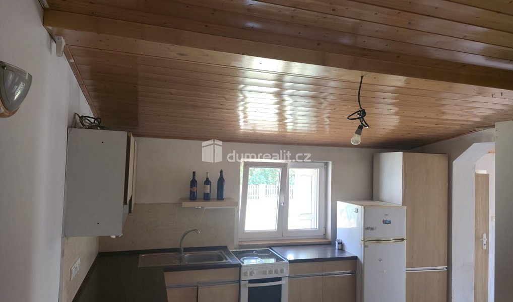 Prodej domu 140 m² s pozemkem 731 m², Vinařice – náhled fotky 9