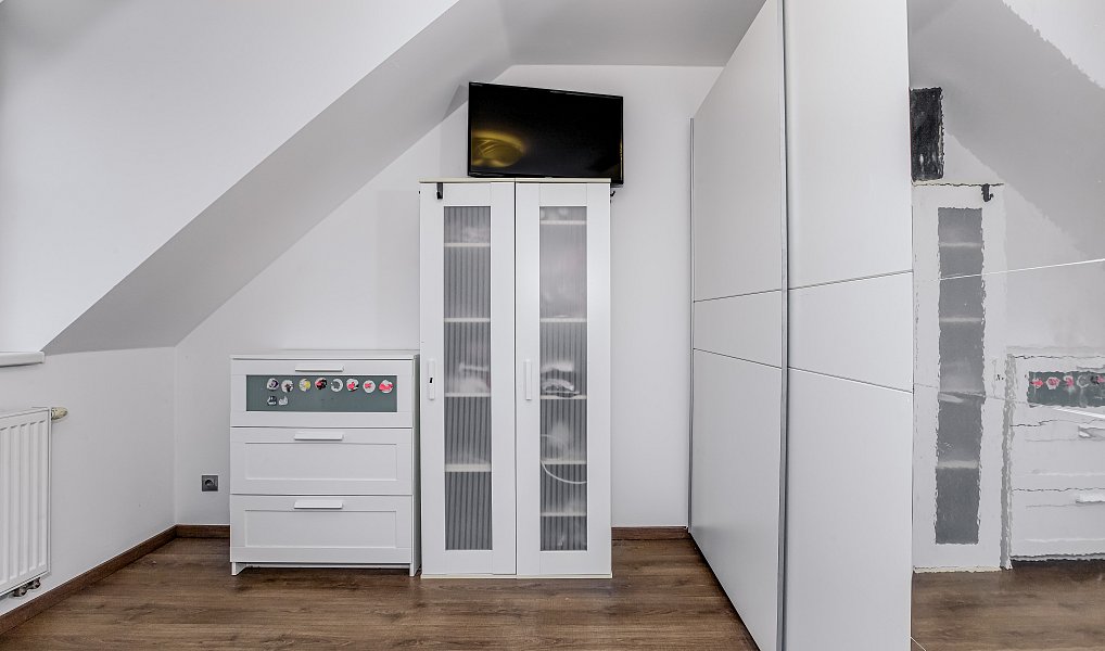 Pronájem domu 107 m² s pozemkem 150 m², Hluboká nad Vltavou – náhled fotky 14