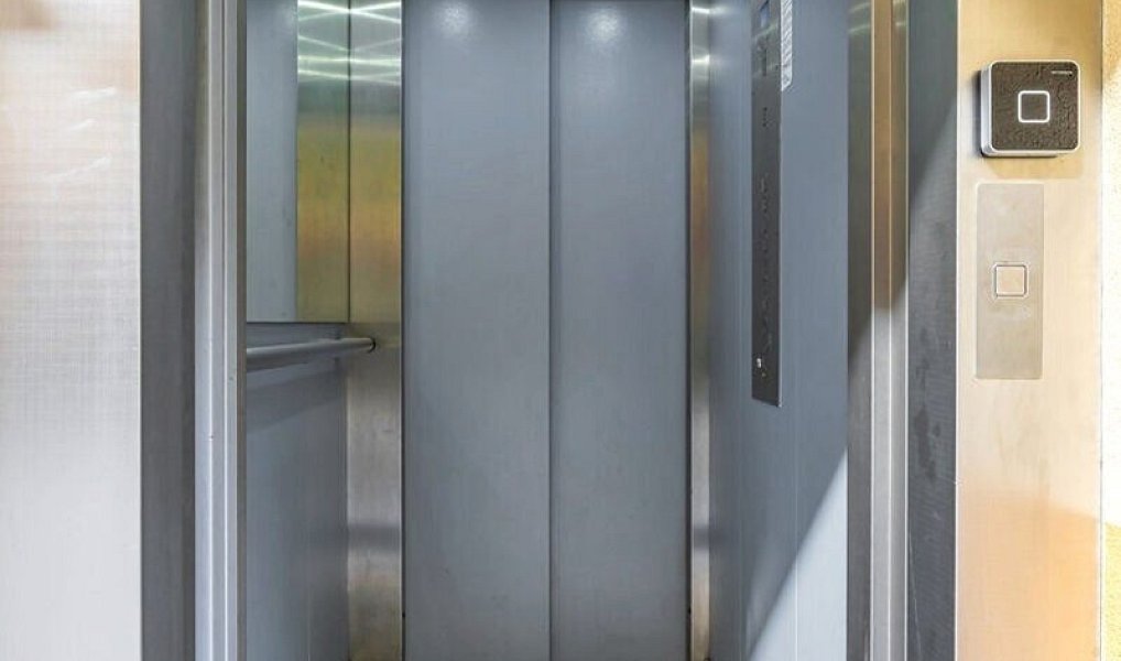 Prodej kanceláře 77 m², Praha – náhled fotky 17