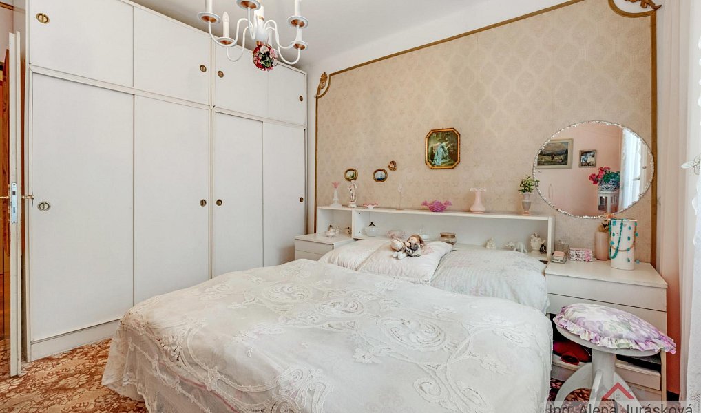 Prodej bytu 3+1 71 m², Klecany – náhled fotky 14