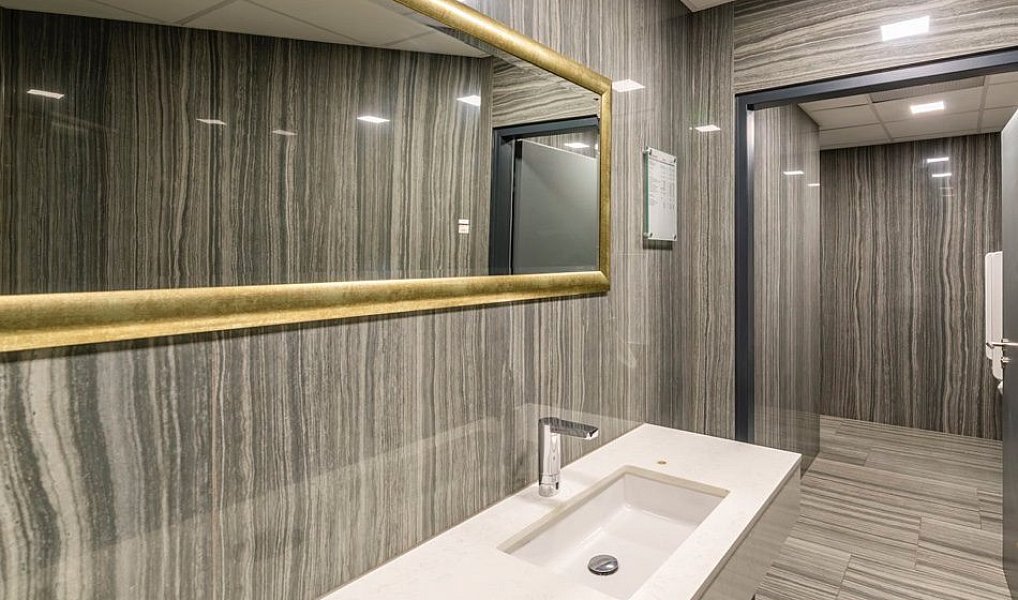 Pronájem kanceláře 137 m², Ořech – náhled fotky 10