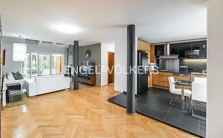Pronájem bytu 4+kk 117 m²