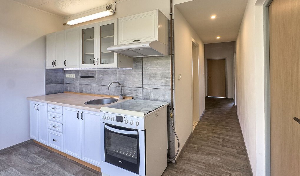 Pronájem bytu 3+1 76 m², Chomutov – náhled fotky 7