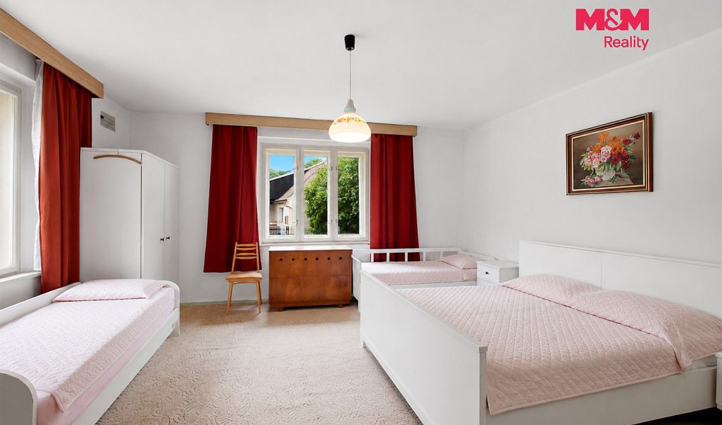 Prodej domu 180 m² s pozemkem 2 581 m², Třebenice – náhled fotky 9