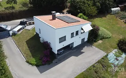 Prodej domu 156 m² s pozemkem 2 530 m², Siero, Španělsko