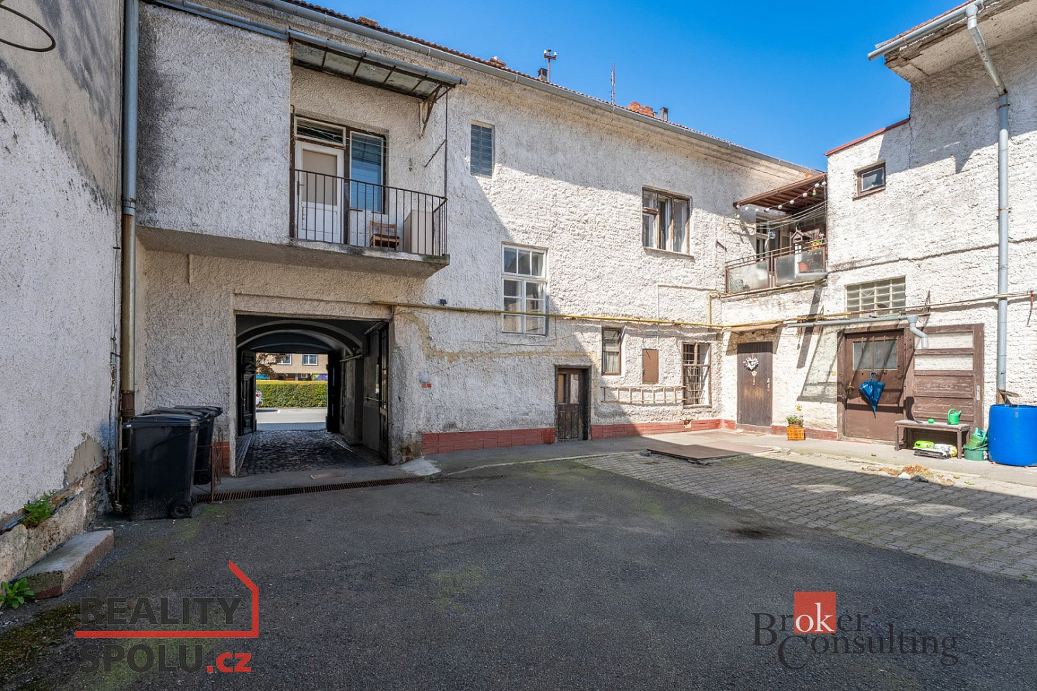 Prodej obchodních prostor 83 m² – fotografie 2