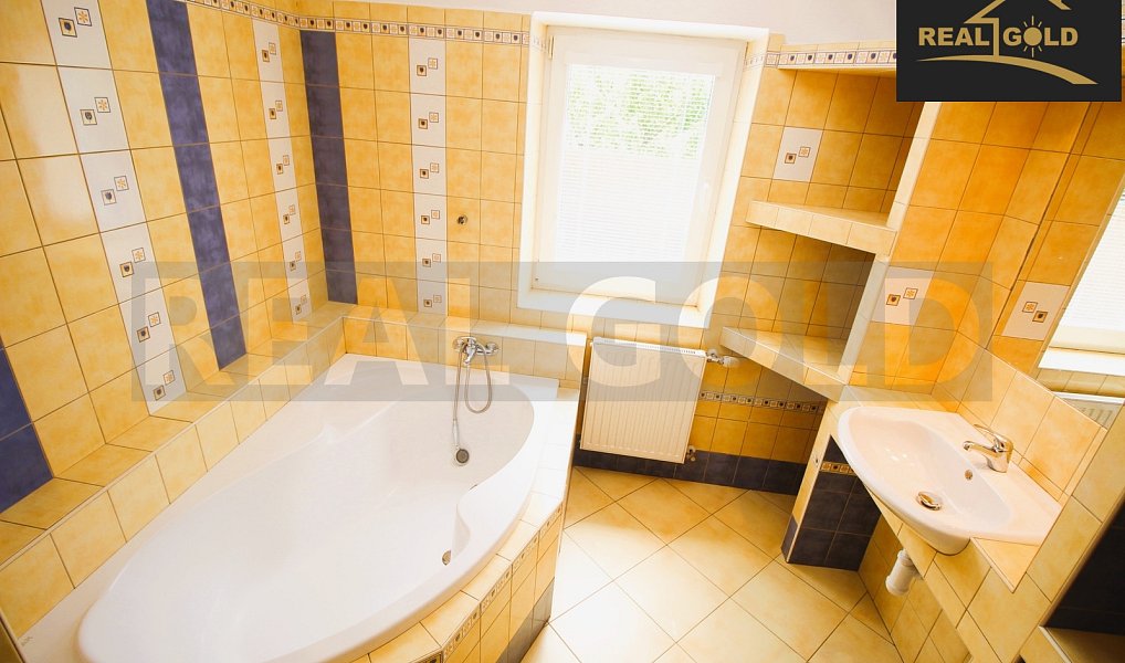 Prodej domu 280 m² s pozemkem 258 m², Bohušice – náhled fotky 5