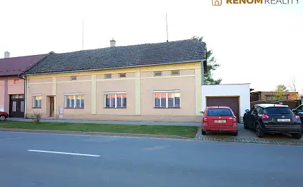 Prodej domu 136 m² s pozemkem 2 999 m², Hrad, Chropyně, okres Kroměříž