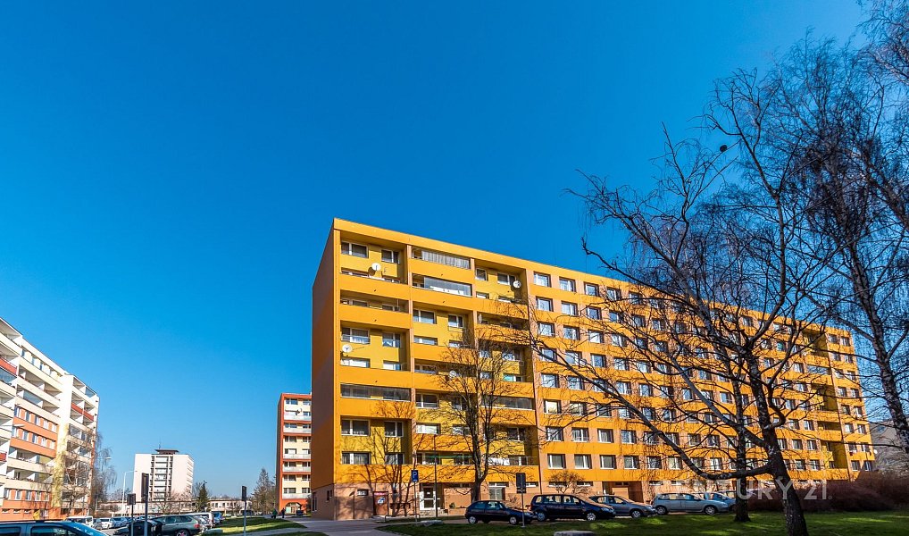 Pronájem bytu 1+kk 32 m², Kladno – náhled fotky 8