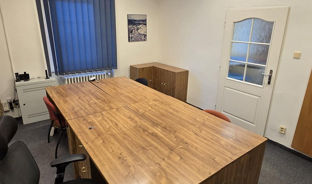 Pronájem kanceláře 140 m², Bílina – náhled fotky 12
