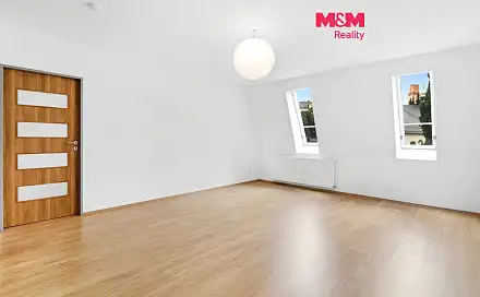 Pronájem bytu 2+kk 54 m², Anenské náměstí, Jablonec nad Nisou