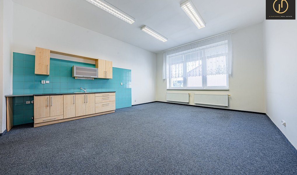 Prodej kanceláře 851 m², Kladno – náhled fotky 22