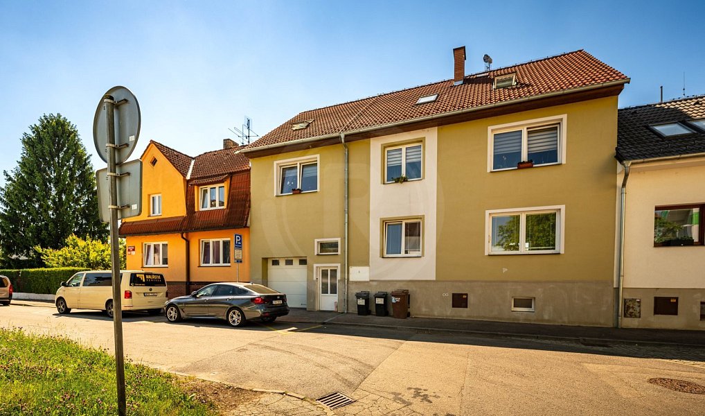 Prodej domu 333 m² s pozemkem 305 m², České Budějovice – náhled fotky 2
