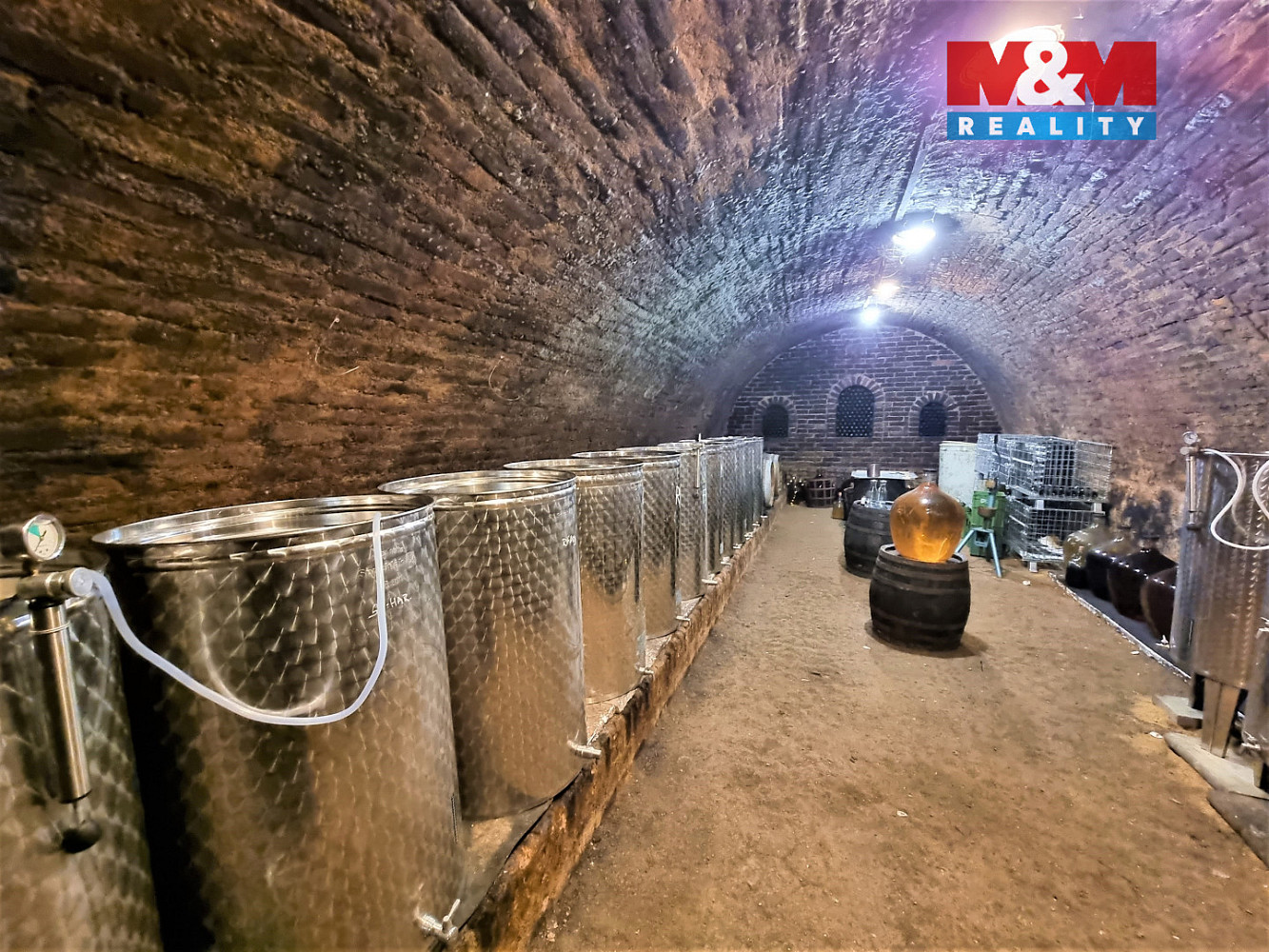 Prodej vinného sklepu, 125 m2, perná — photo 5
