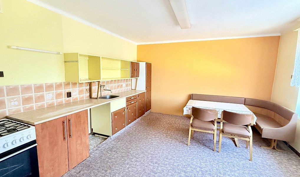 Prodej domu 160 m² s pozemkem 1 044 m², Rataje – náhled fotky 9