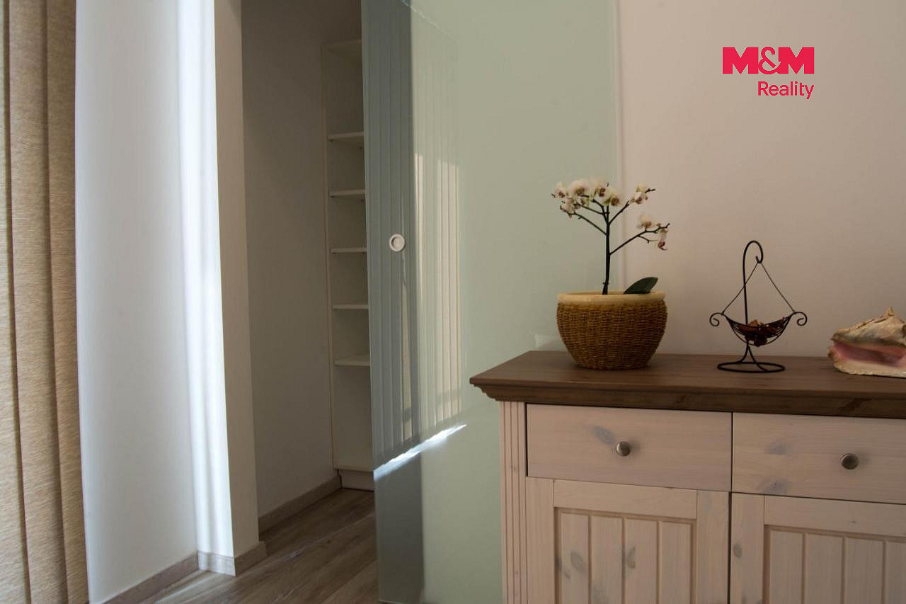 Pronájem bytu 2+kk 60 m² – fotografie 4