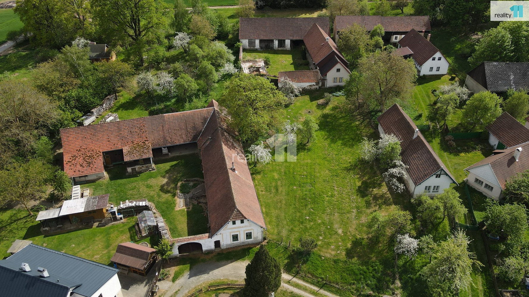 Prodej domu 80 m² s pozemkem 2 605 m²