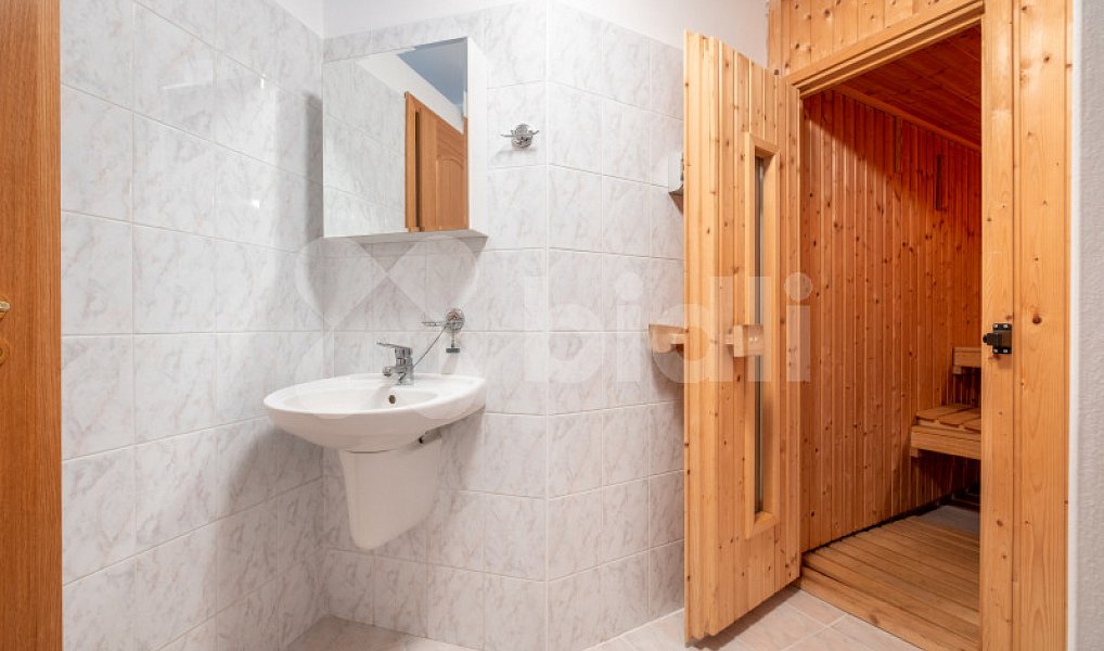 Prodej domu 220 m² s pozemkem 1 824 m², Roudnice nad Labem – náhled fotky 20