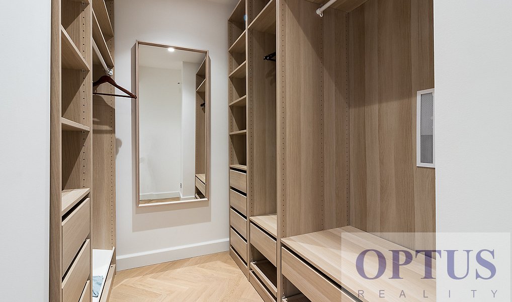 Pronájem bytu 5+kk 190 m², Praha – náhled fotky 17