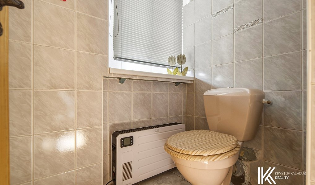 Prodej domu 260 m² s pozemkem 1 552 m², Varnsdorf – náhled fotky 14