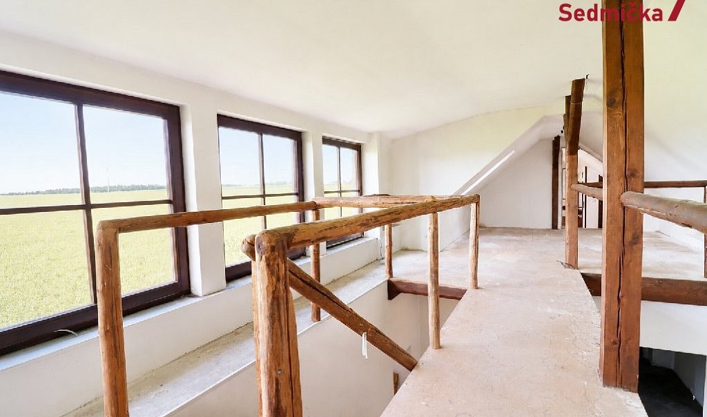 Prodej domu 120 m² s pozemkem 850 m², Uhlířské Janovice – náhled fotky 25