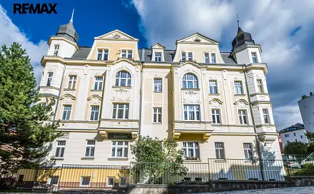 Prodej bytu 3+1 82 m², 5. května, Karlovy Vary - Drahovice