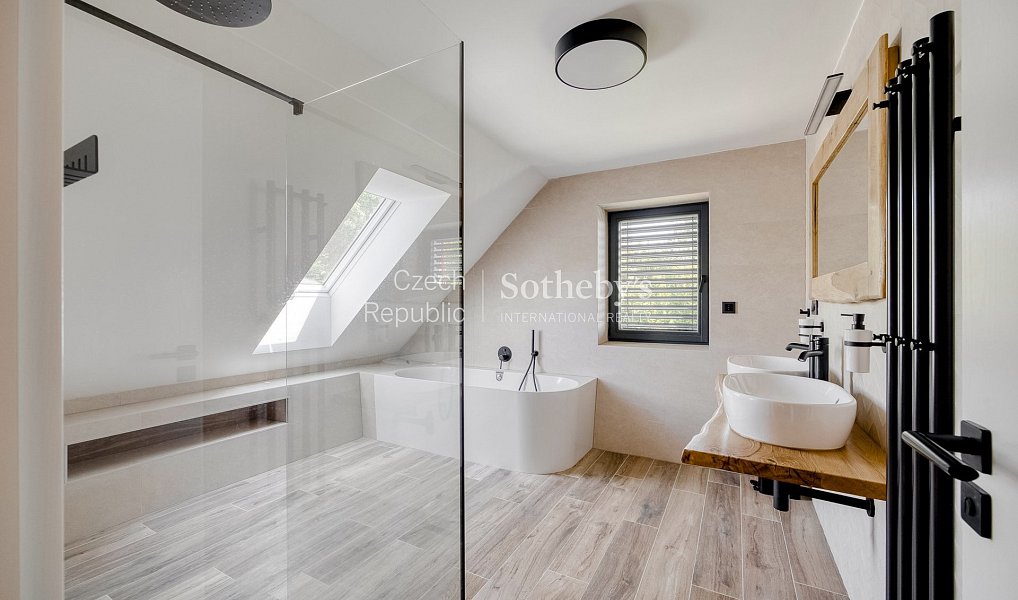 Prodej domu 320 m² s pozemkem 3 012 m², Malšín – náhled fotky 16