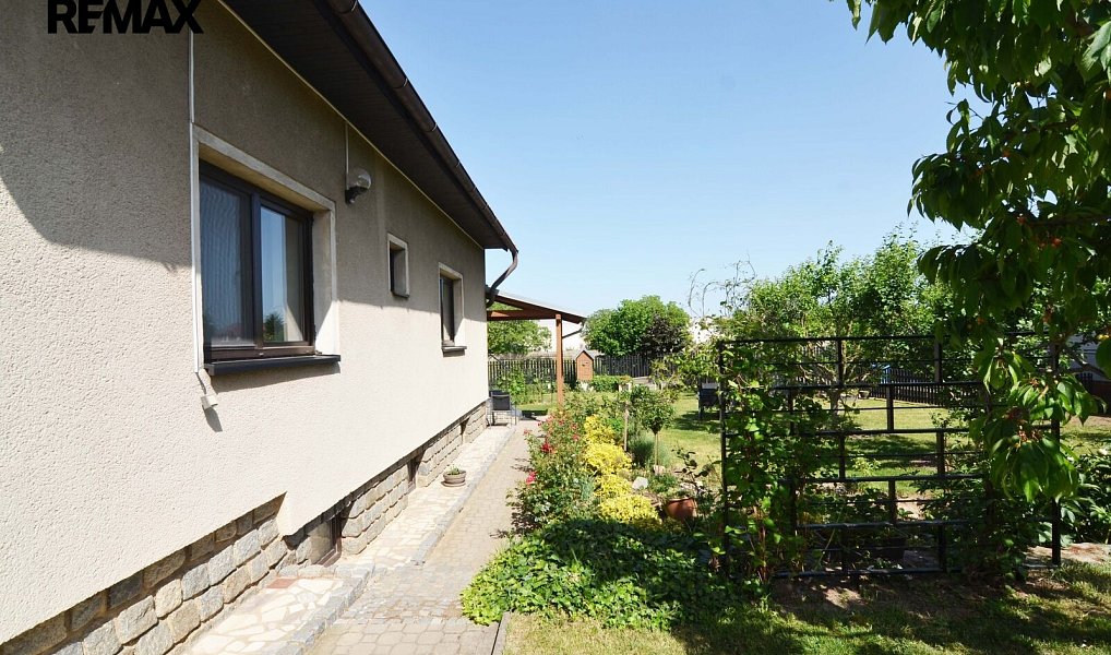 Prodej domu 260 m² s pozemkem 832 m², Praha – náhled fotky 4