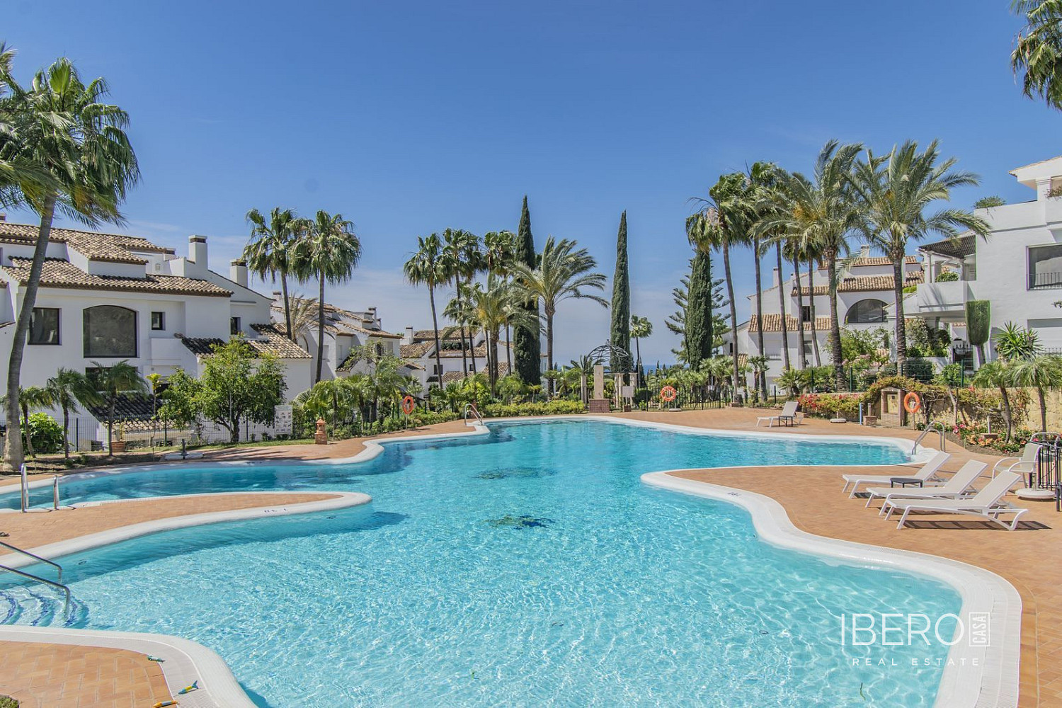 Piso 5+kk – Málaga, Vistafranca, Carretera de Cádiz - Vista 4
