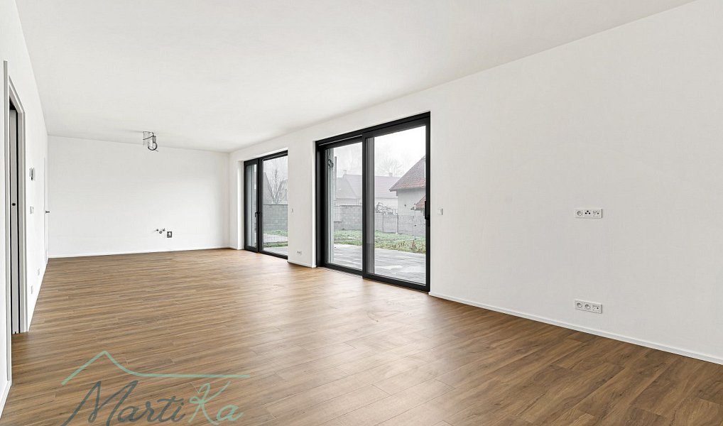 Prodej domu 142 m² s pozemkem 360 m², Úvaly – náhled fotky 9