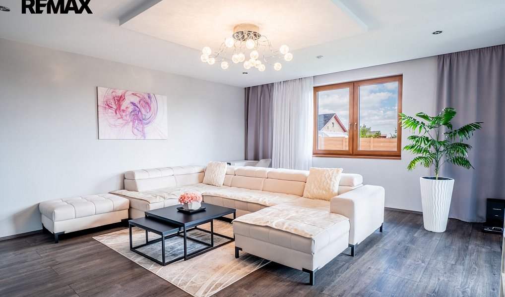 Prodej domu 300 m² s pozemkem 3 877 m², Otvice – náhled fotky 8