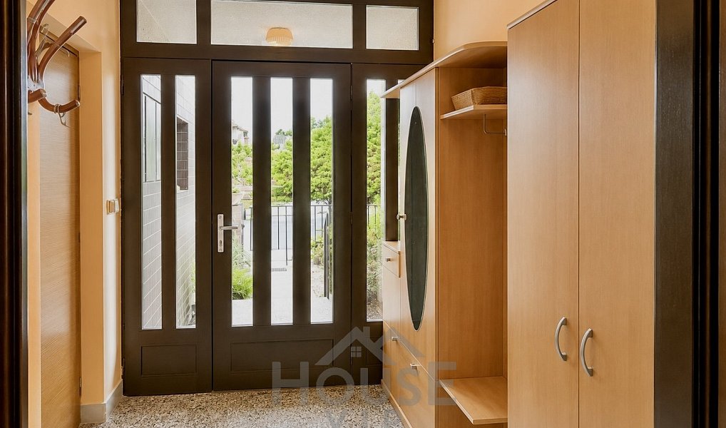Prodej domu 280 m² s pozemkem 284 m², Praha – náhled fotky 14