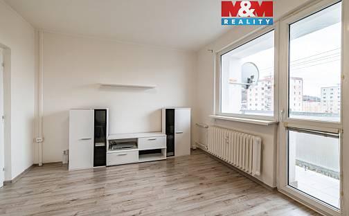 Pronájem bytu 3+1 45 m², Krymská, Karlovy Vary