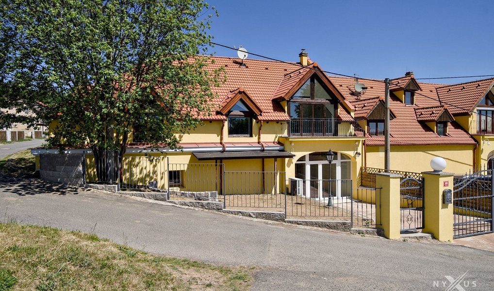 Prodej nájemního domu, činžáku 375 m², Černolice – náhled fotky 3