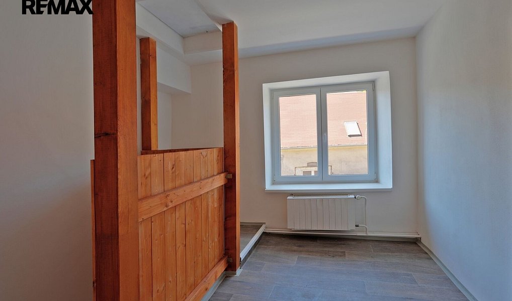 Prodej domu 200 m² s pozemkem 213 m², Stráž nad Ohří – náhled fotky 6