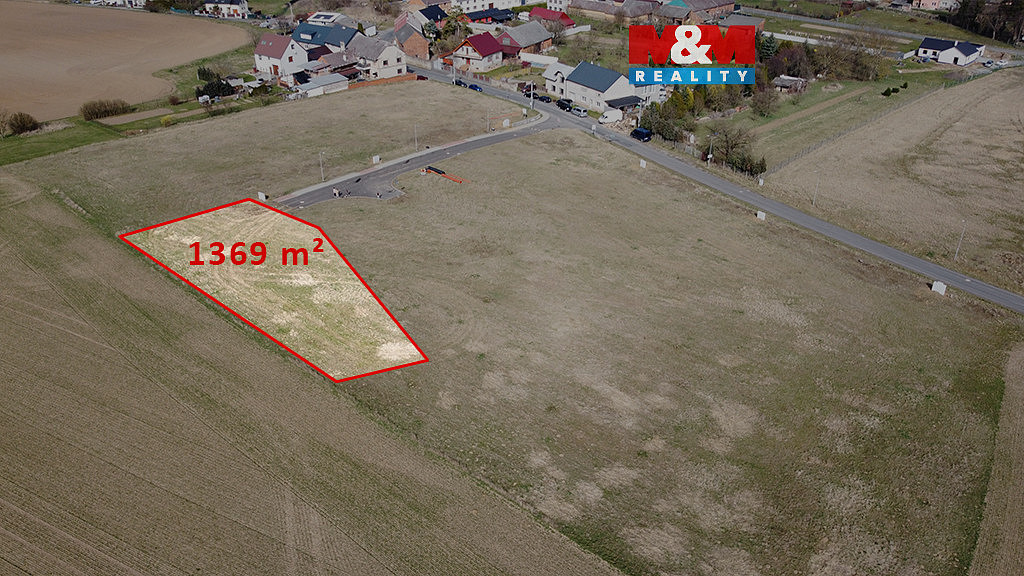 Prodej stavebního pozemku 1 369 m²