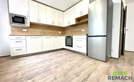 Pronájem bytu 4+kk 100 m², Mlýnská, Uherské Hradiště