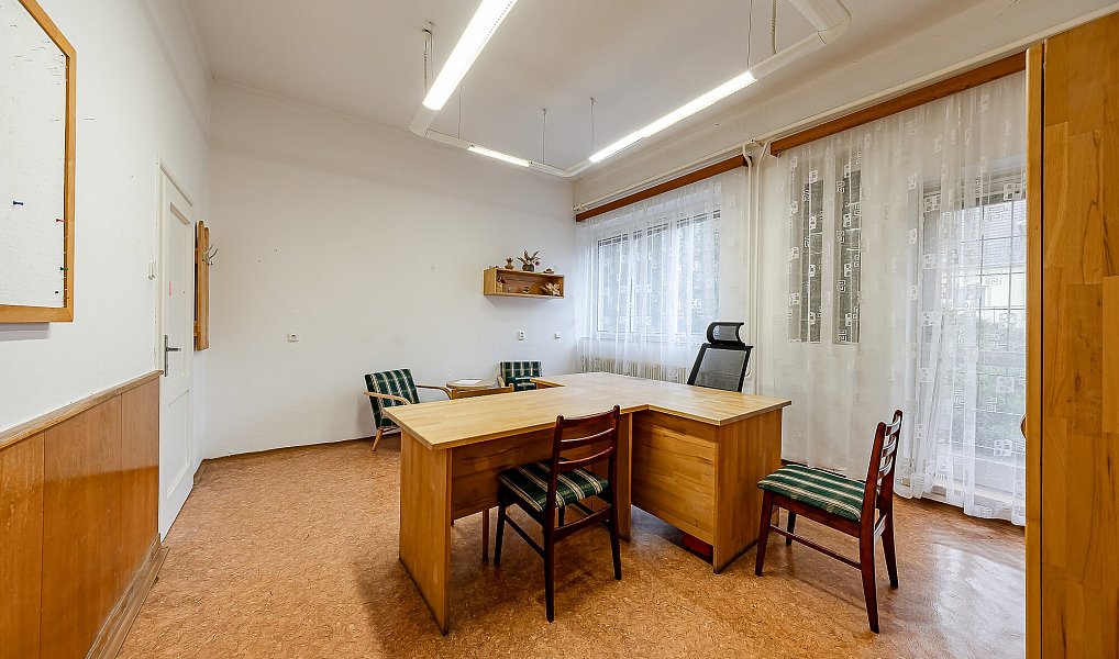 Pronájem kanceláře 648 m², Veselí nad Moravou – náhled fotky 16