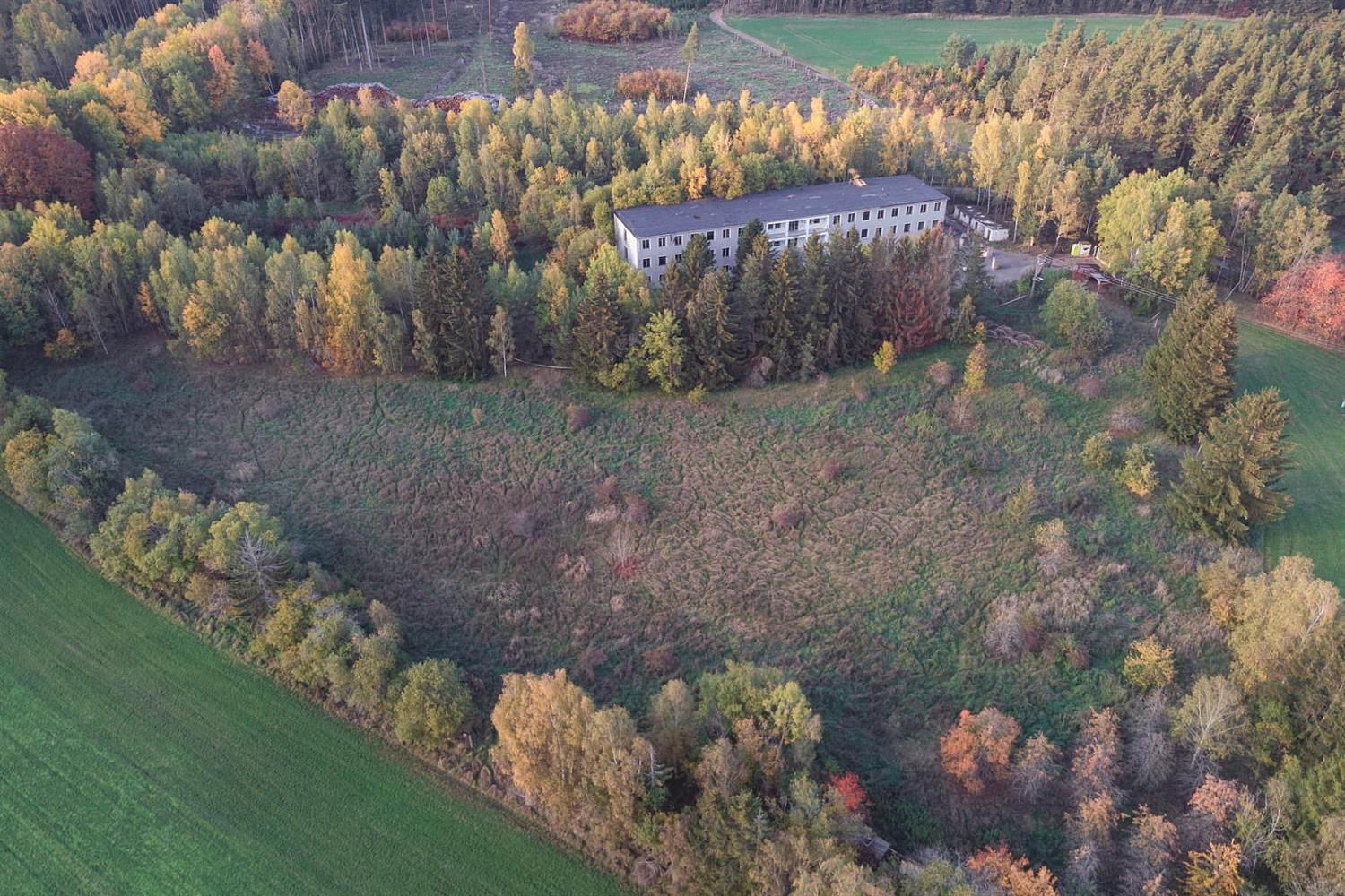 Prodej komerčního objektu (jiného typu) 2 000 m² — photo 4