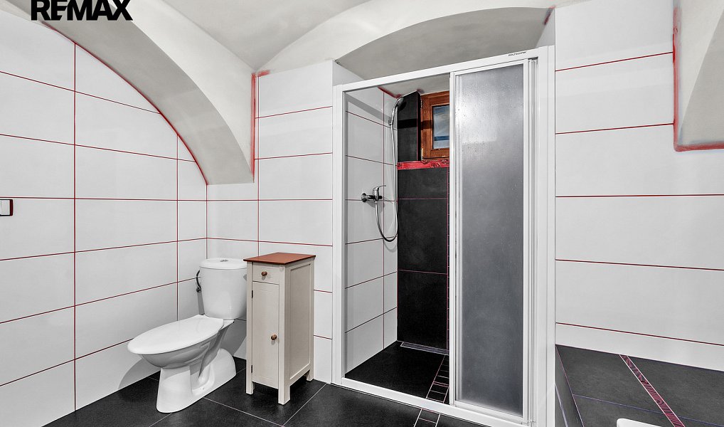 Prodej domu 277 m² s pozemkem 4 052 m², Králíky – náhled fotky 13